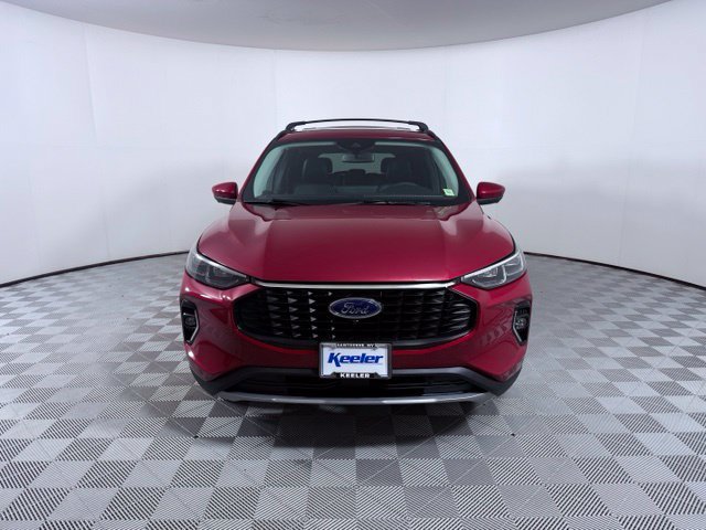 Used 2023 Ford Escape Platinum AWD/4WD image 2