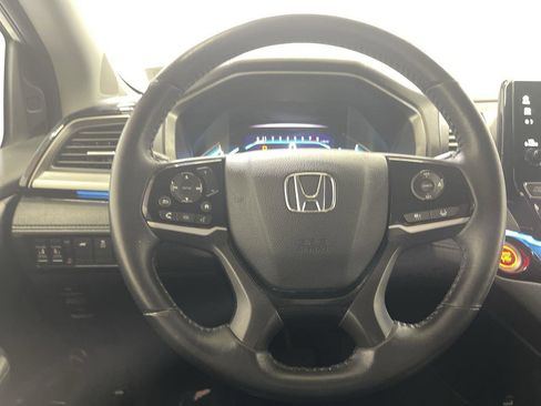 Used 2023 Honda Odyssey Touring image 14