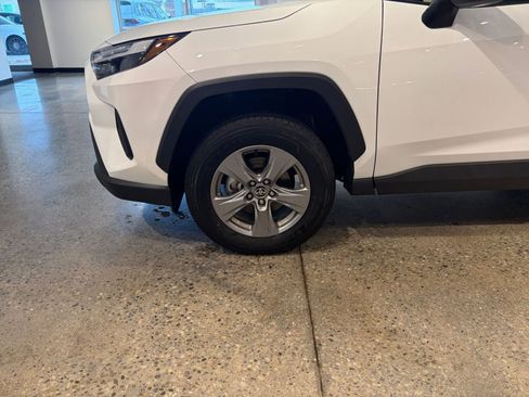 Used 2025 Toyota RAV4 LE image 29
