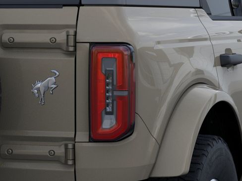 New 2026 Ford Bronco Outer Banks AWD/4WD image 24