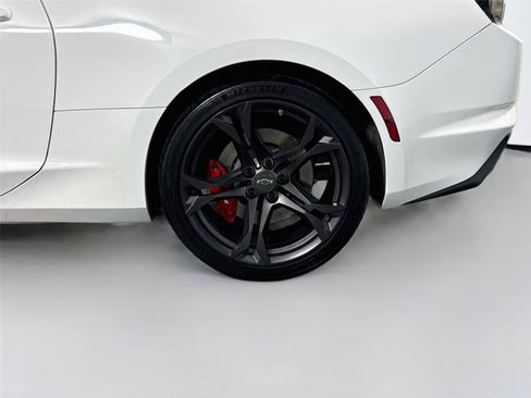 Used 2023 Chevrolet Camaro SS RWD image 33