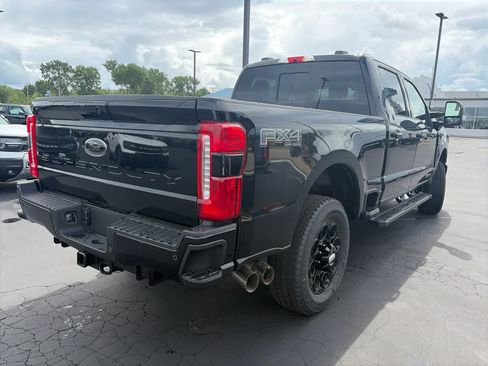 New 2026 Ford F250 Lariat w/ Black Appearance Package AWD/4WD image 16