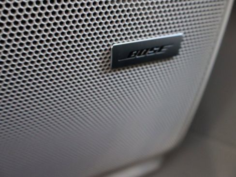 Used 2023 Porsche Cayenne Platinum Edition AWD/4WD image 17