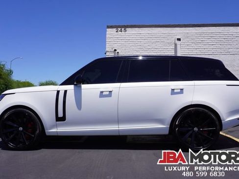 Used 2023 Land Rover Range Rover Long Wheelbase SE AWD/4WD image 12