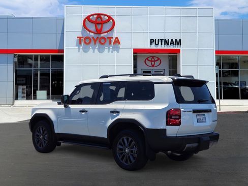 Used 2026 Toyota Land Cruiser w/ Premium Package AWD/4WD image 6
