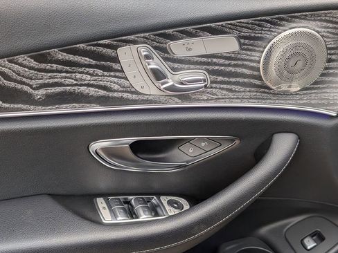 Used 2021 Mercedes-Benz E 350 4MATIC Sedan image 29