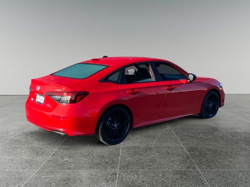 Used 2025 Honda Civic Sport Touring image 5