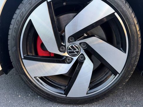 Used 2022 Volkswagen GTI S FWD image 13