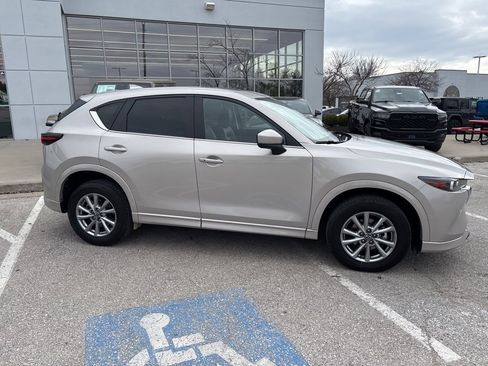 Used 2025 MAZDA CX-5 AWD 2.5 S w/ Preferred Package image 32