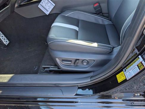 New 2026 Toyota Camry SE image 4