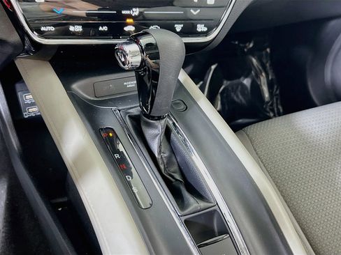 Used 2022 Honda HR-V EX image 16