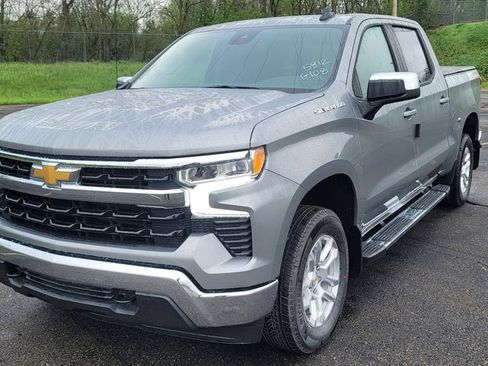 New 2026 Chevrolet Silverado 1500 LT w/ Convenience Package II AWD/4WD image 3