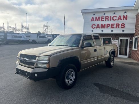 Used 2004 Chevrolet Silverado 1500 4x4 Extended Cab image 1