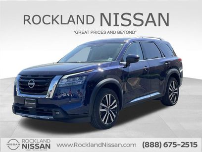 Certified 2023 Nissan Pathfinder Platinum w/ Black Appearance Package