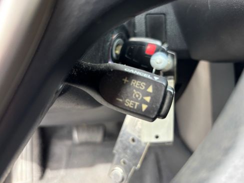 Used 2016 Toyota RAV4 LE AWD/4WD image 26