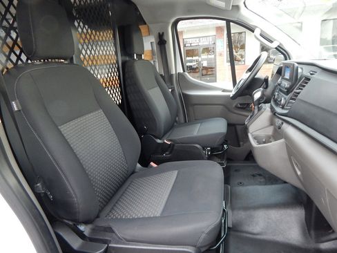 Used 2024 Ford Transit 250 Low Roof w/ Exterior Upgrade Package image 21