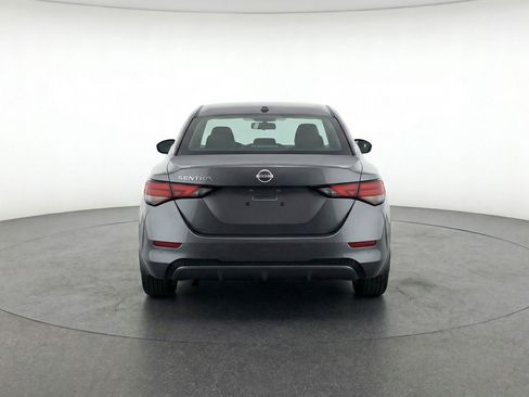Used 2025 Nissan Sentra SV image 7