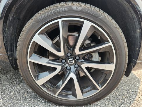 Used 2020 Volvo XC90 T6 Momentum AWD/4WD image 22