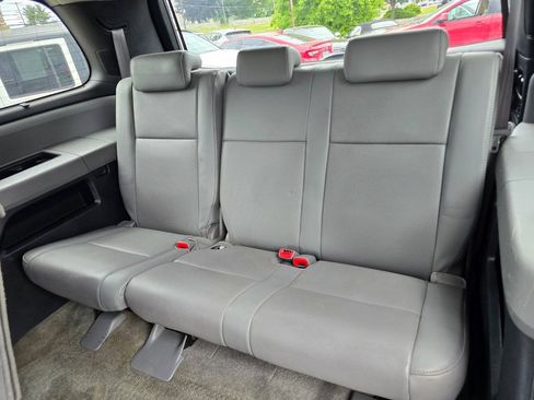 Used 2008 Toyota Sequoia Platinum w/ Cold Area Pkg AWD/4WD image 31