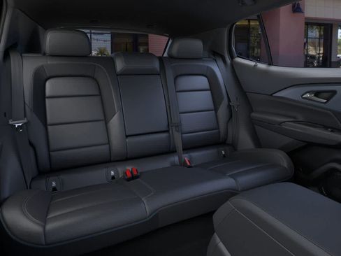 New 2025 Chevrolet Equinox EV LT image 17