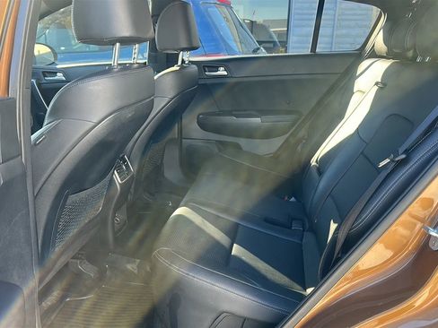 Used 2020 Kia Sportage S image 13