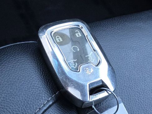 Used 2019 Chevrolet Tahoe LT w/ LT Signature Package image 34