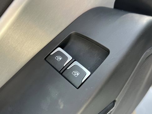 Used 2016 Chevrolet Corvette Stingray Coupe w/ 2LT Preferred Equipment Group RWD image 15