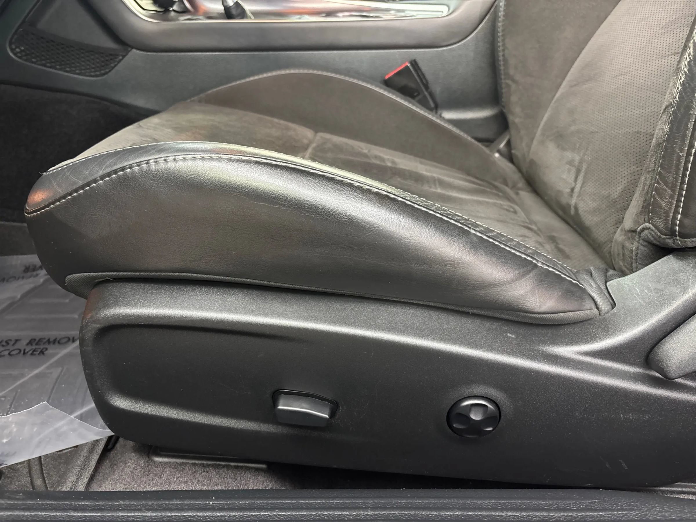Used 2017 Dodge Challenger R/T Scat Pack RWD image 23