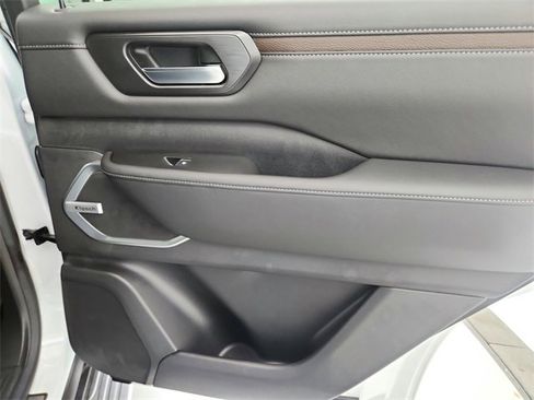 New 2026 Nissan Armada Platinum Reserve image 41