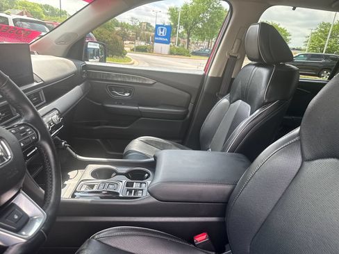 Certified 2023 Honda Pilot Elite image 14