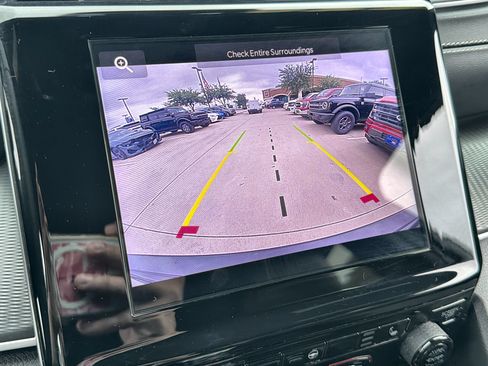 Used 2025 Jeep Grand Cherokee Altitude AWD/4WD image 17
