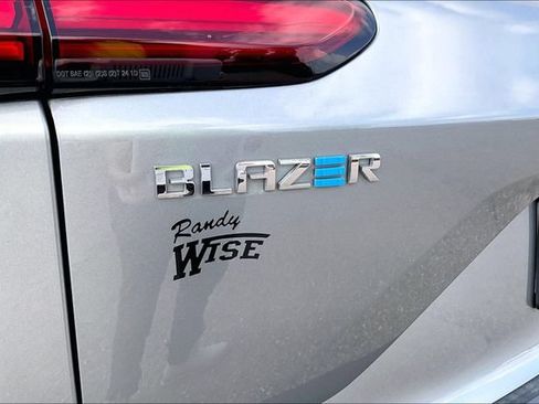 Certified 2024 Chevrolet Blazer EV LT AWD/4WD image 8