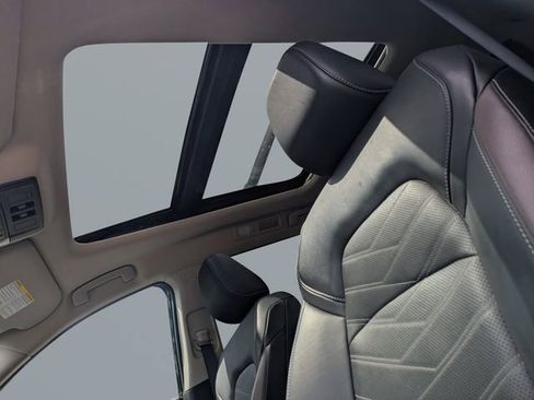 Used 2024 Nissan Pathfinder Platinum w/ Black Appearance Package image 22