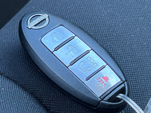 Used 2025 Nissan Leaf S FWD image 27