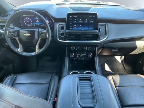 Used 2024 Chevrolet Tahoe High Country AWD/4WD image 10