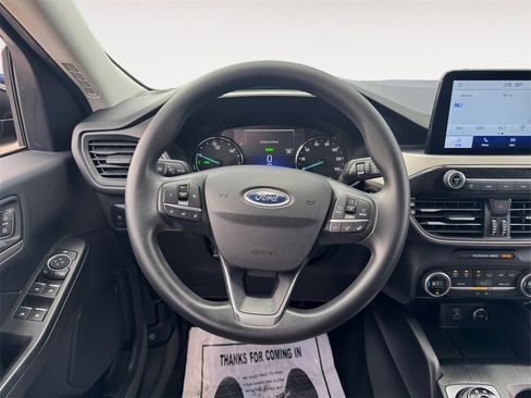Used 2021 Ford Escape SE image 12