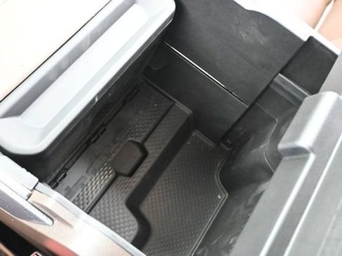 Used 2025 RAM 1500 Limited AWD/4WD image 17