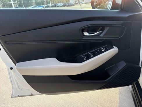 Certified 2023 Honda Accord EX image 22