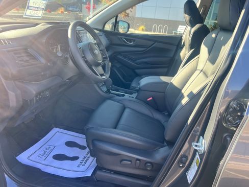 New 2025 Subaru Ascent Bronze Edition w/ Popular Package #2 image 5