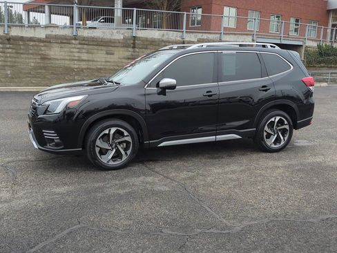 Used 2023 Subaru Forester Touring w/ Popular Package #2 image 3