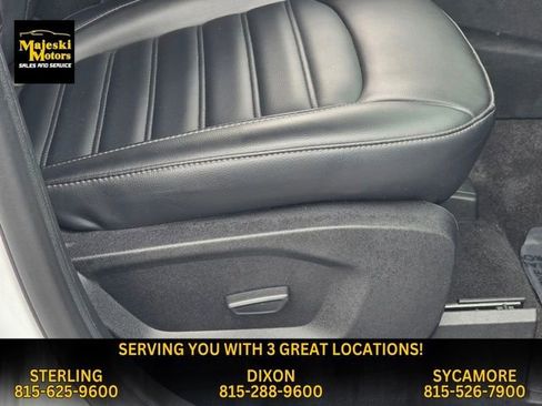 Used 2024 Ford Edge SEL image 33