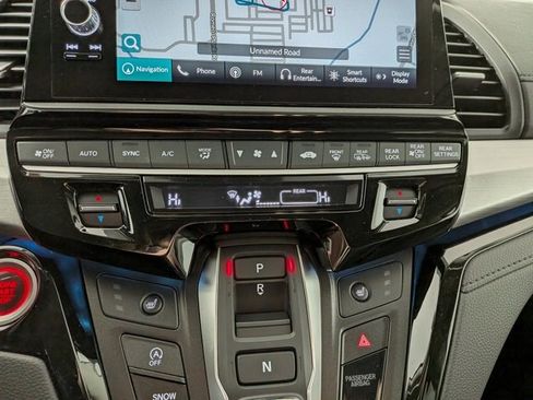 New 2026 Honda Odyssey Touring image 22