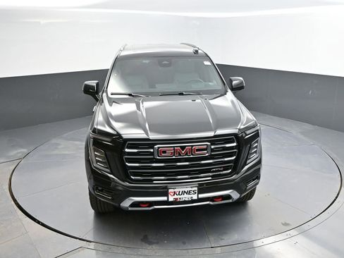 New 2026 GMC Yukon AT4 w/ AT4 Premium Plus Package image 32