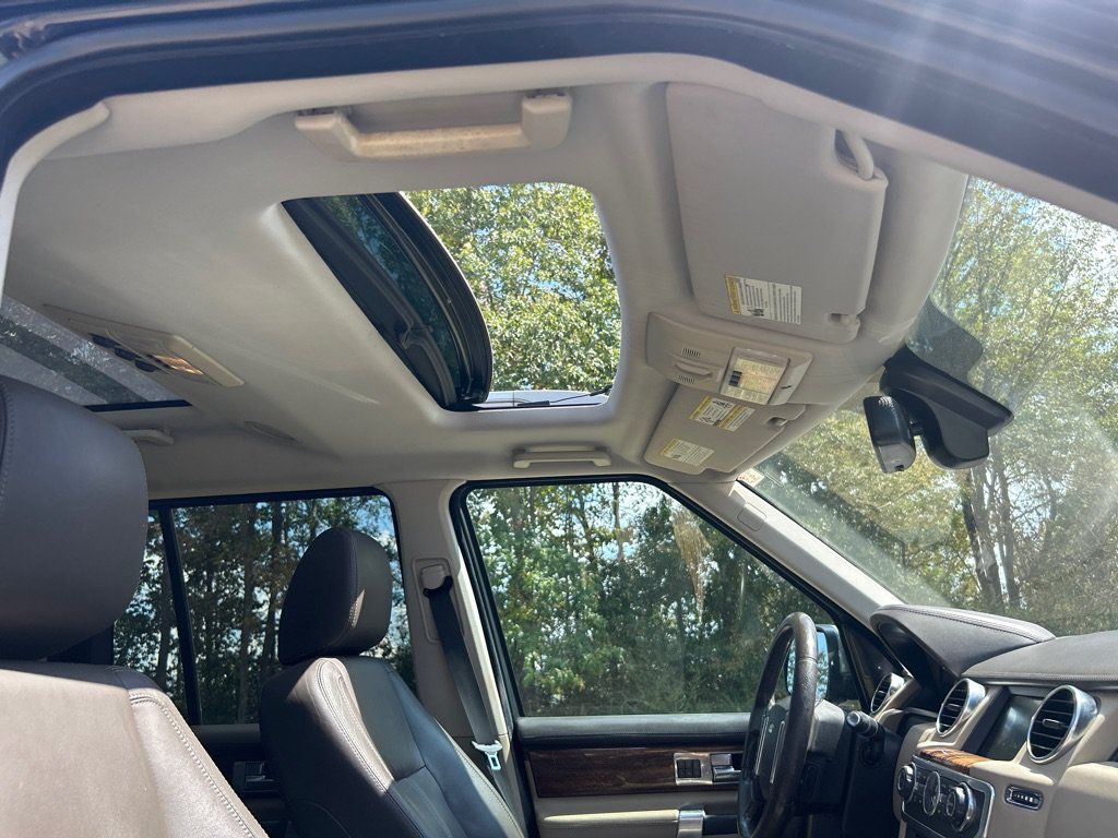 Used 2012 Land Rover LR4 HSE LUX AWD/4WD image 23