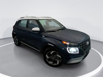 Used 2025 Hyundai Venue Limited