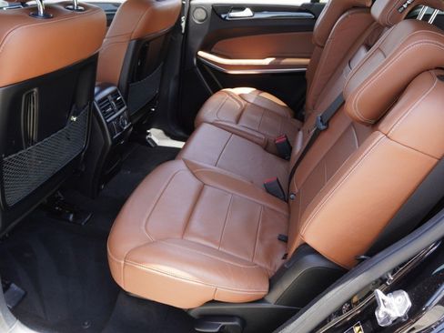 Used 2019 Mercedes-Benz GLS 550 4MATIC image 30