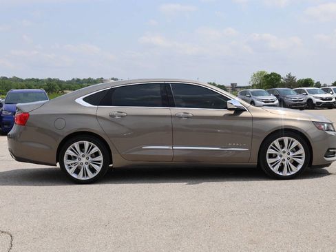 Used 2018 Chevrolet Impala Premier w/ Premier Confidence Package FWD image 7