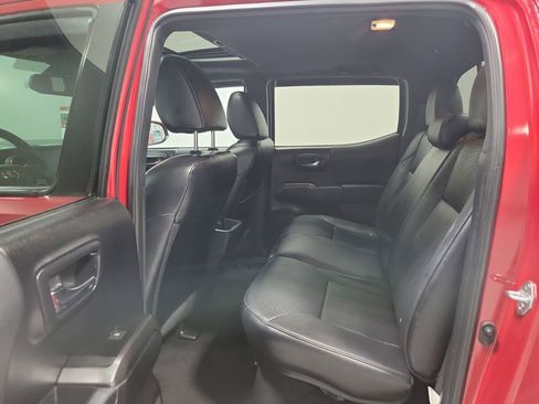 Used 2022 Toyota Tacoma TRD Sport image 56