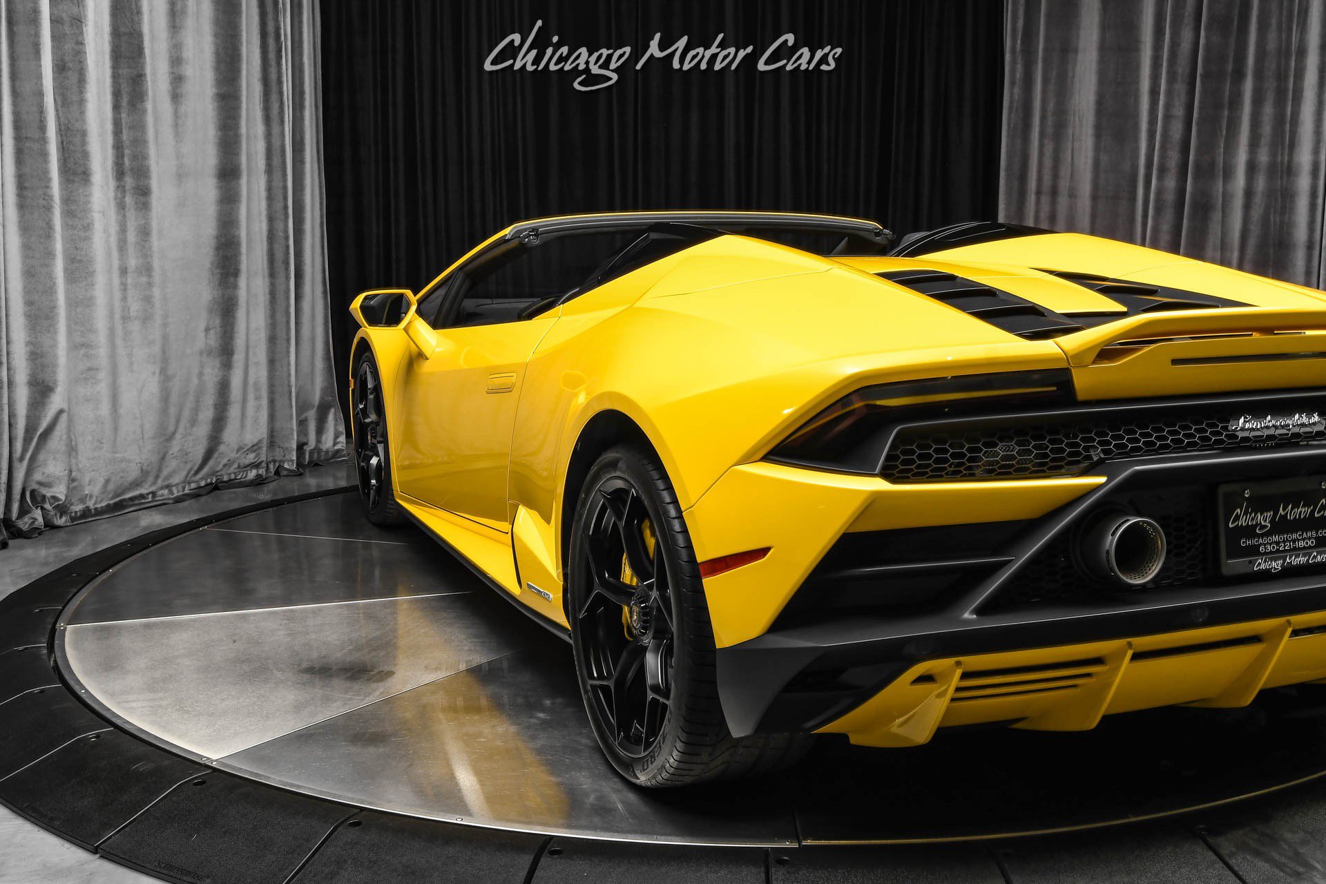 Used 2024 Lamborghini Huracan EVO AWD/4WD image 35