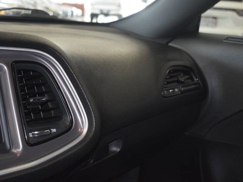 Used 2021 Dodge Challenger SXT image 32